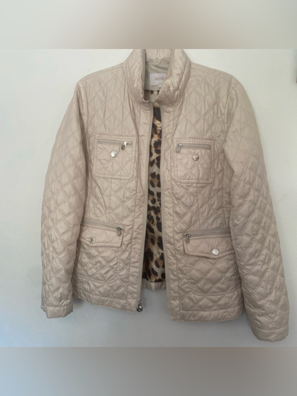 Laundry By Shelli Segal Cream Quilted Puffer Jacket with Leopard Lining